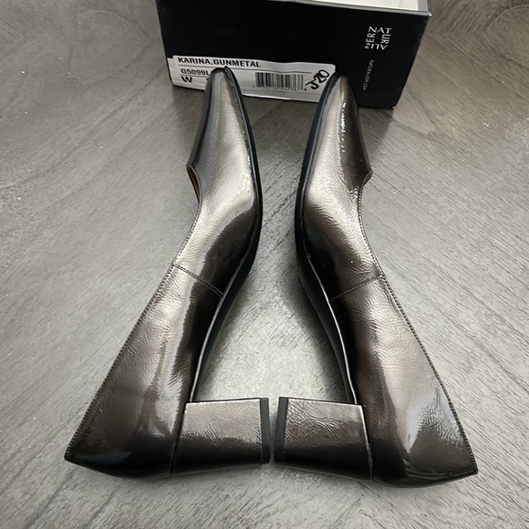Naturalizer KARINA Block Heel Pumps (WIDE) - Picture 8 of 12